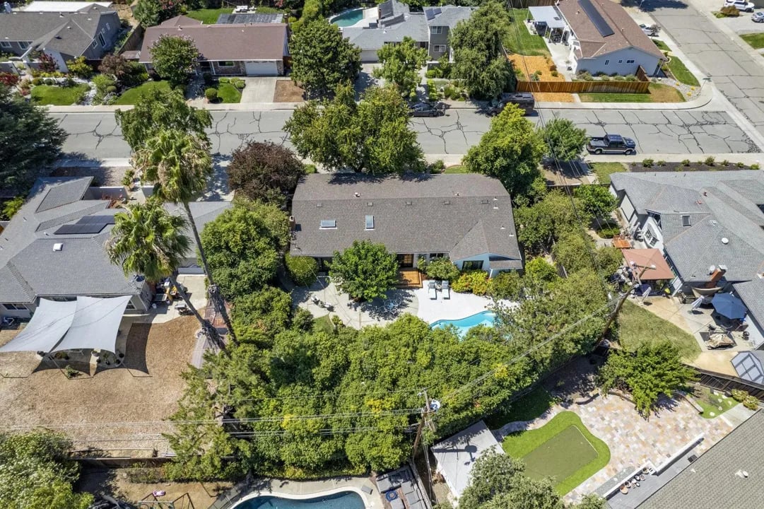 920 Savannah Ct