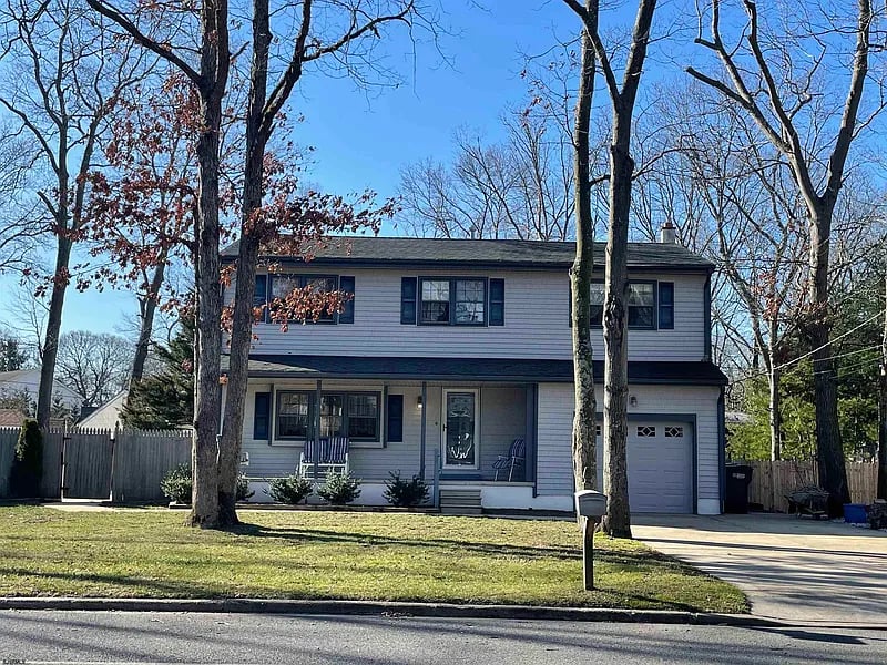 401 Mill Rd