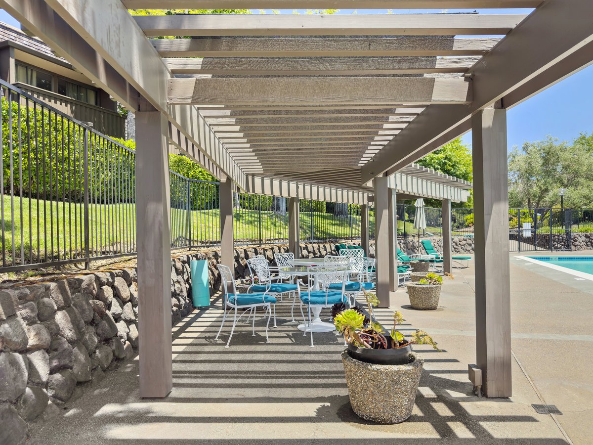 15 Sulgrave Lane, San Rafael