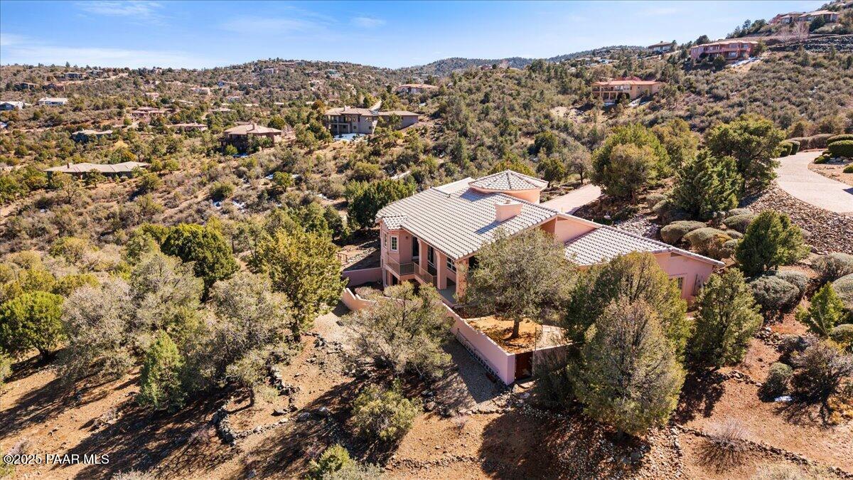 2780 Whispering Way Cir