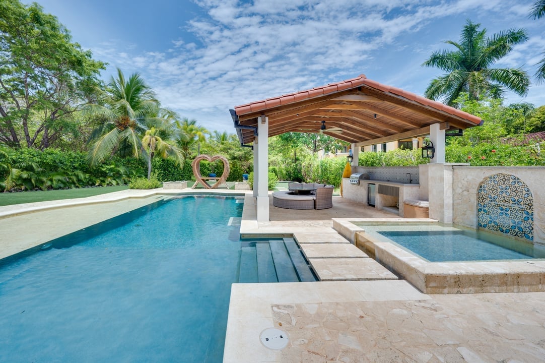 Villa Romantica | A Timeless Coastal Retreat in Las Golondrinas, Hacienda Pinilla