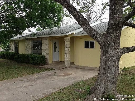 418 Freeman Dr