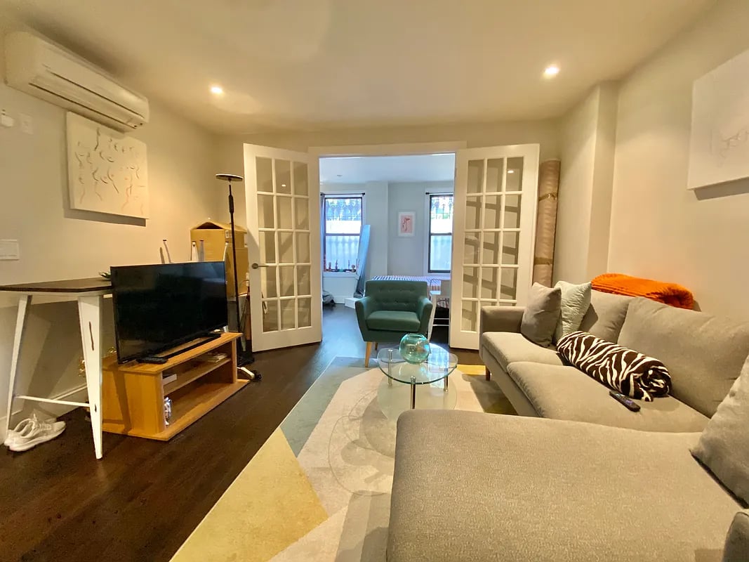 72 Maujer Street 1A