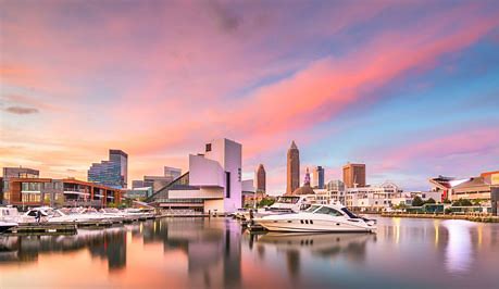 How to Sell Your Luxury Home Fast Without Compromising on Price