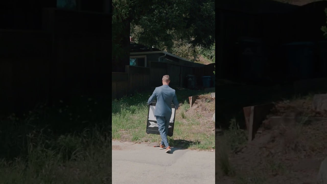 25 Milano Court :: Open House Signs