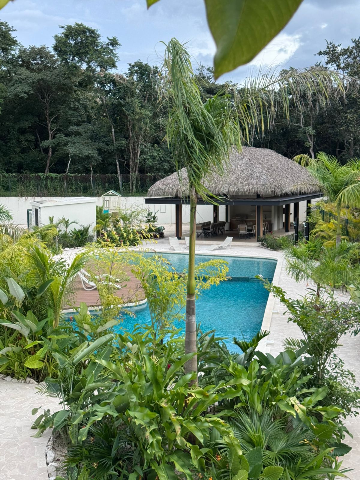 Turnkey Tropical-Modern 4BR Villa with Private Pool in Prestigious Hacienda Pinilla