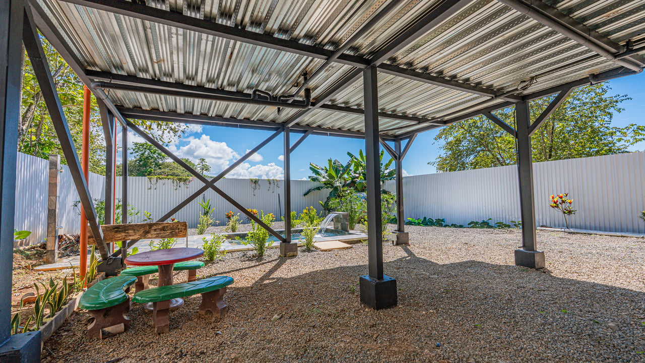 Turnkey Home in Ojochal Expansion Potential & Mountain Views