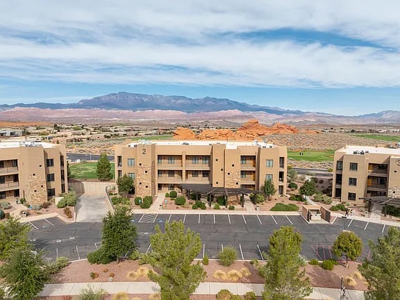 5282 Villas #C1