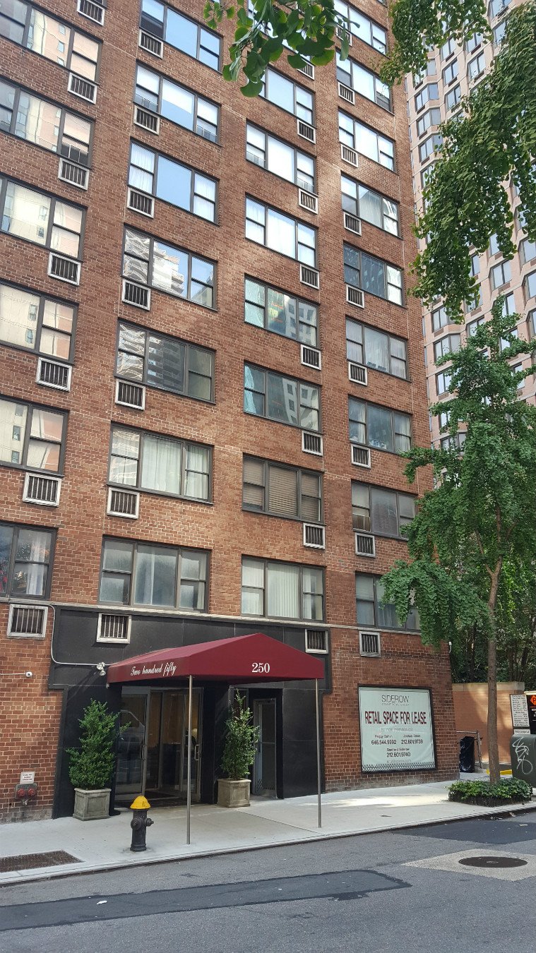 250 E 39th St, #4A