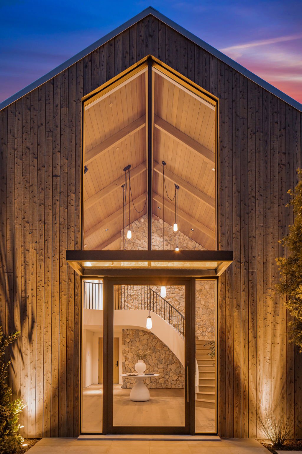 Stonecrest Lodge in Studio City 