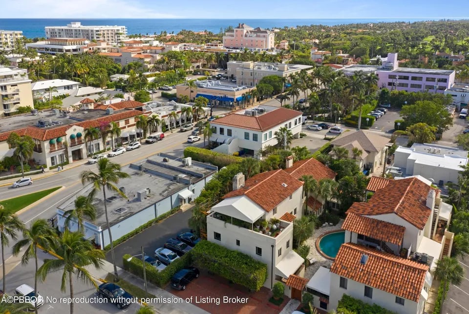 214 Chilean Avenue Apt: I