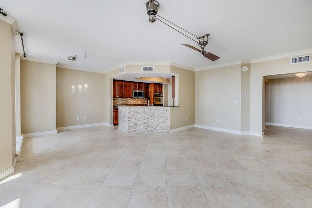 1 Beach Club Dr #803