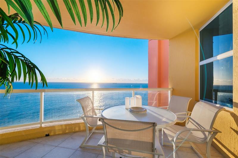 2100 N Ocean Blvd: Unit 18D
