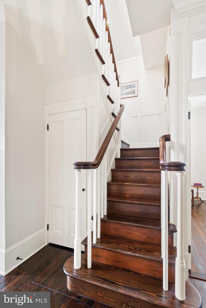 1601 28th St NW