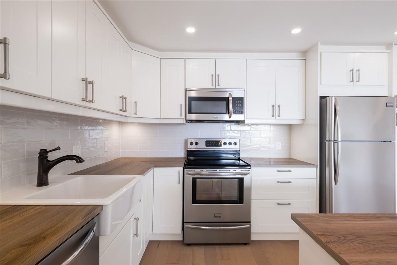 1745 Esquimalt Ave, #804