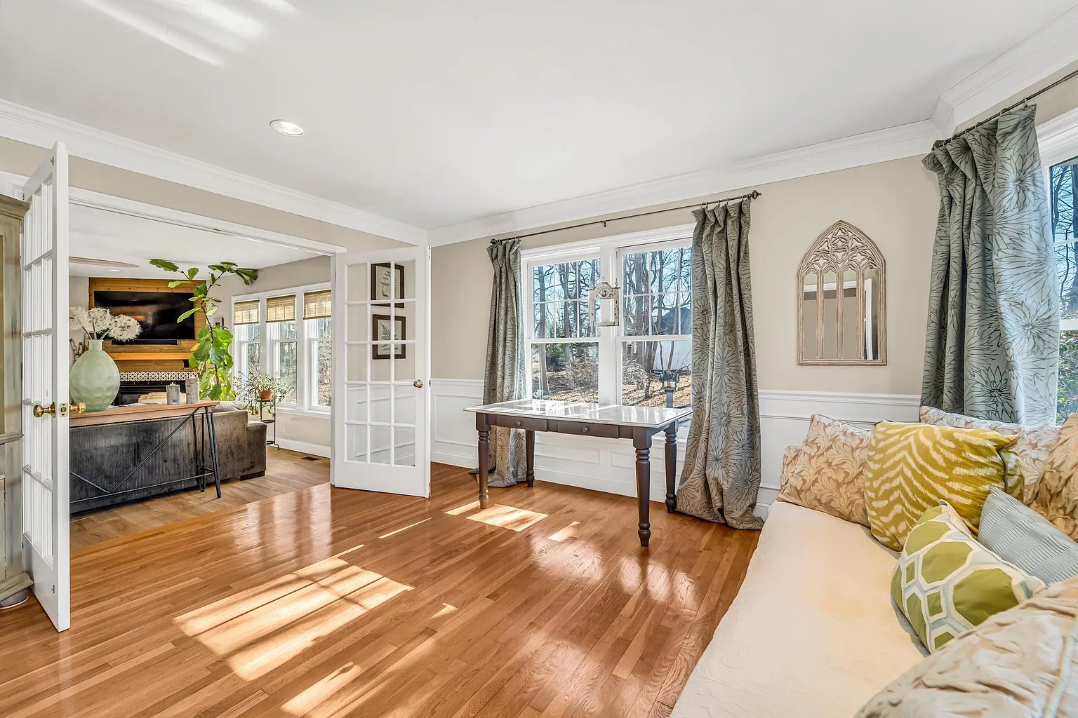 5 Squamscott Cir