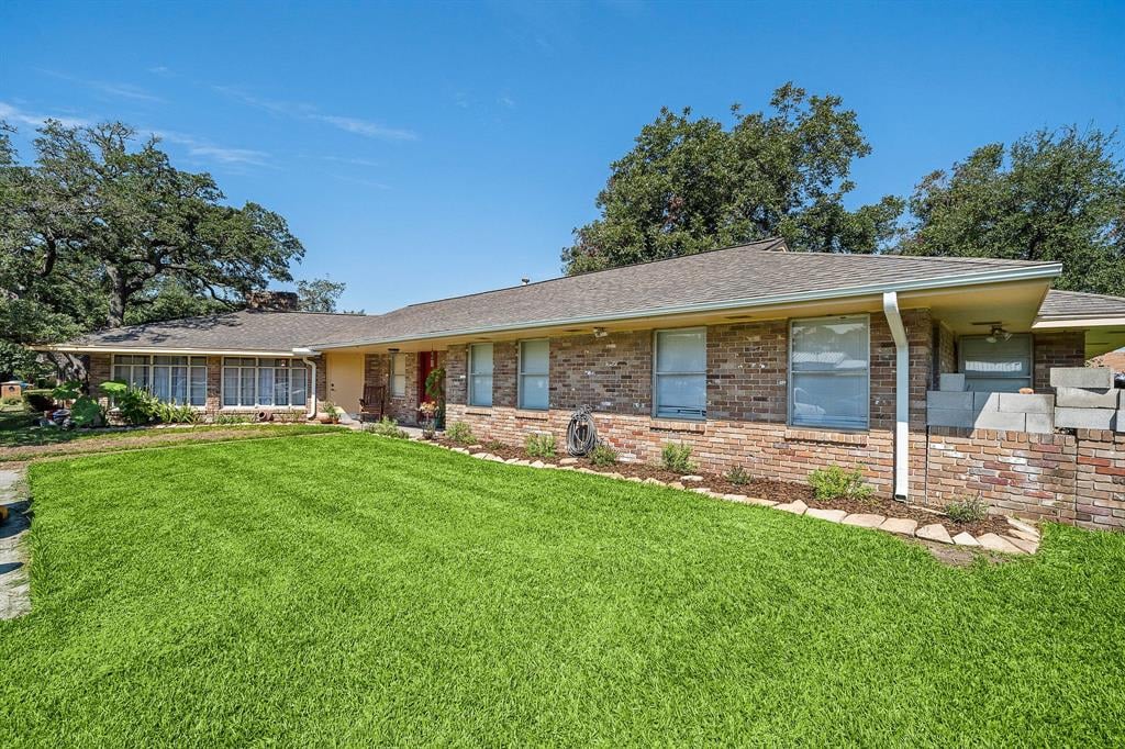 22 13th Ave N Texas City, Tx 77590