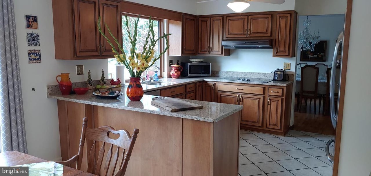 88 E Lake Dr