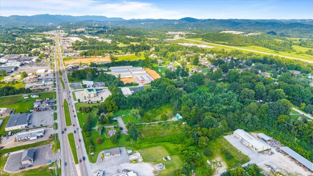 2612 Jacksboro Pike
