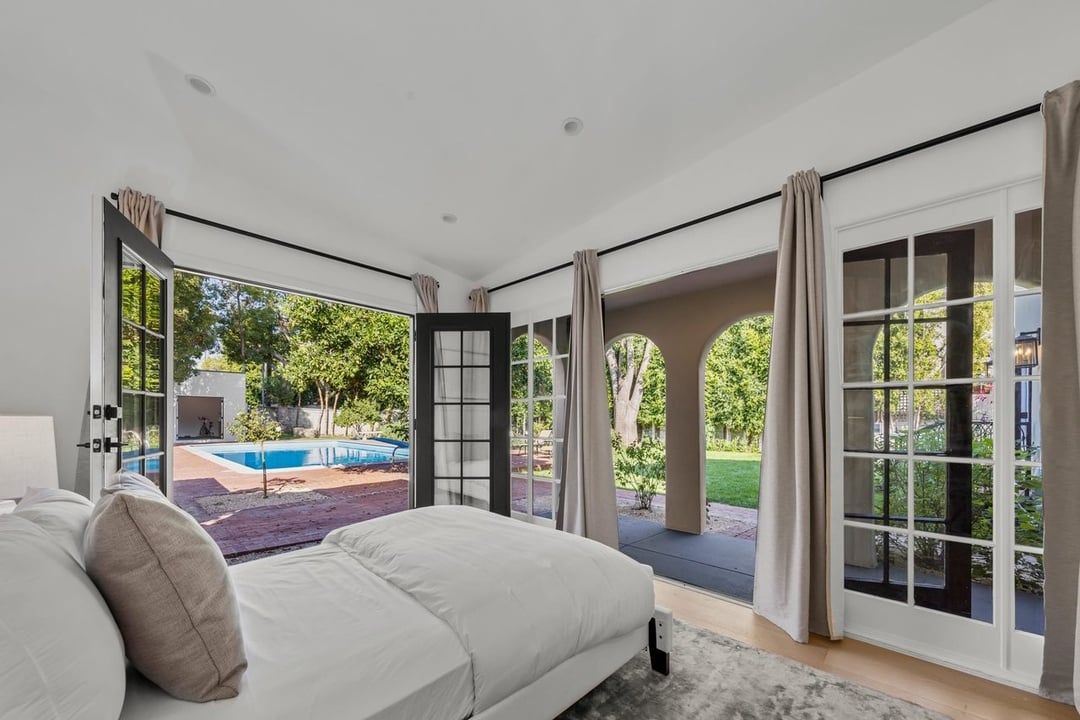 Amber Villa