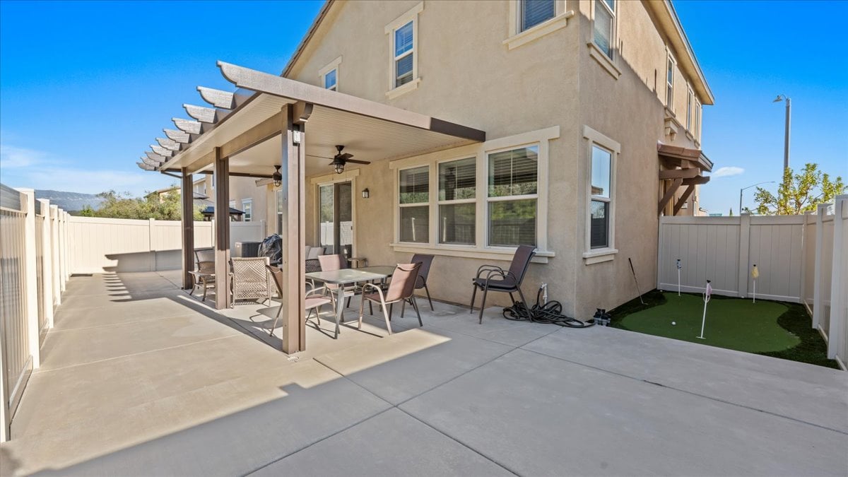 17114 Gray Pine Pl, San Bernardino, CA 92407