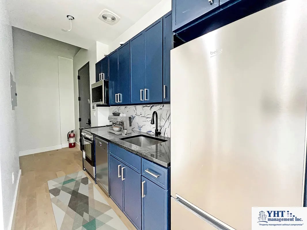141 Meserole Street 3A