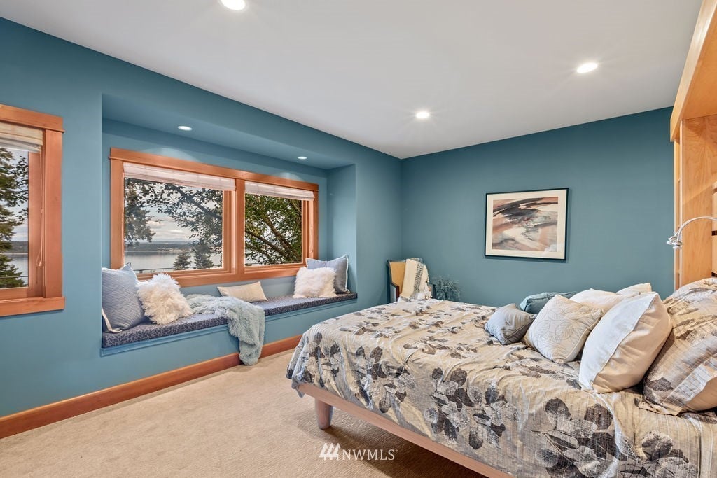 1190 E Ludlow Ridge Rd