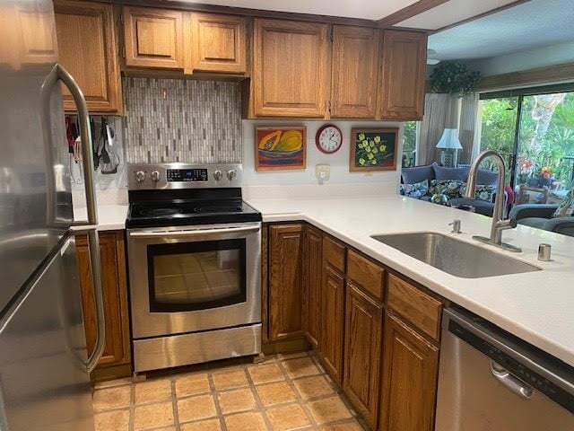 78-7100 Kamehameha III Road, #404
