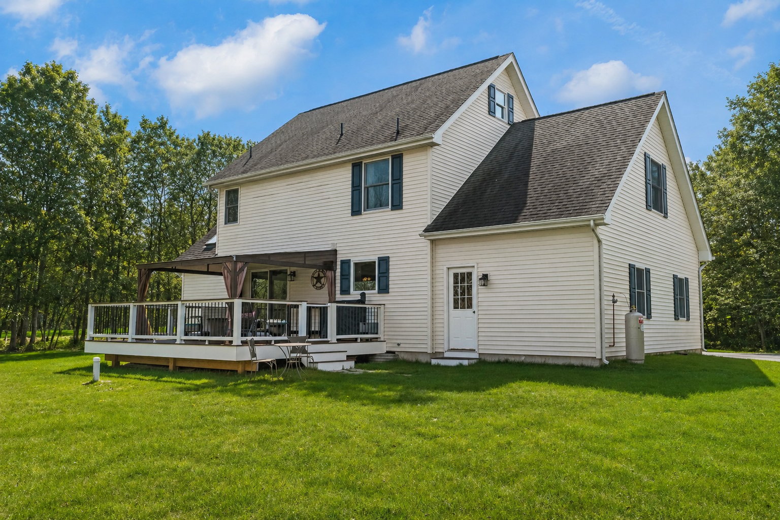 1244 Quiet Hills Lane