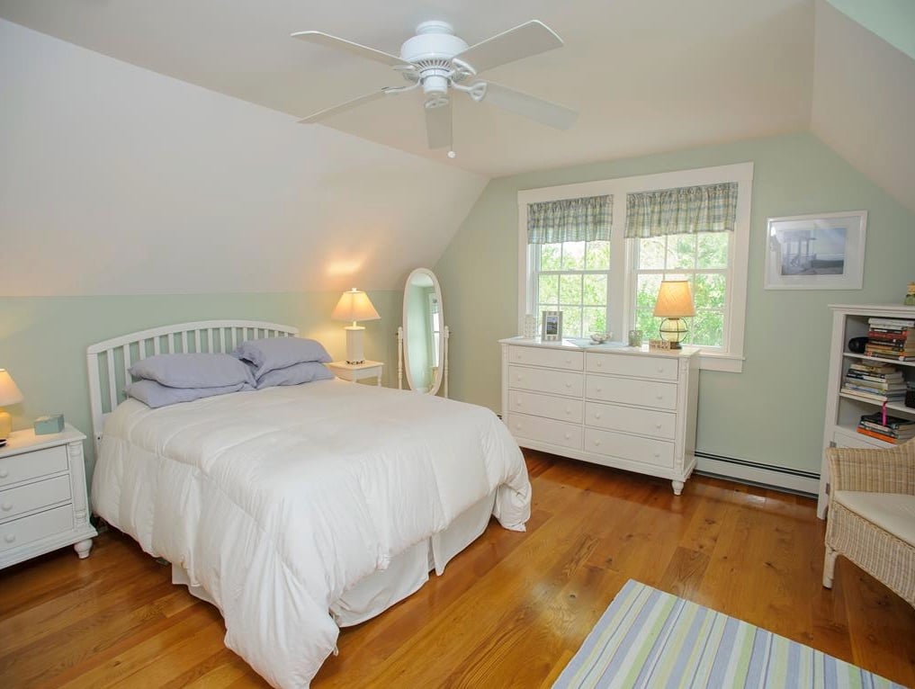 196 Spring Hill Rd