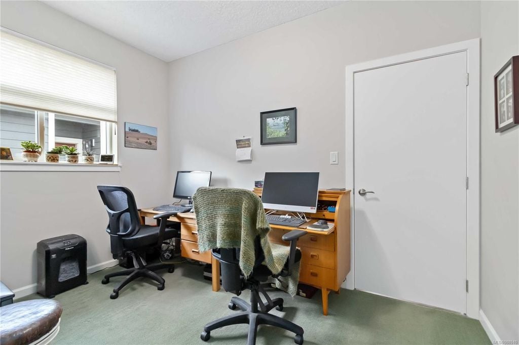 2471 Fern Wy