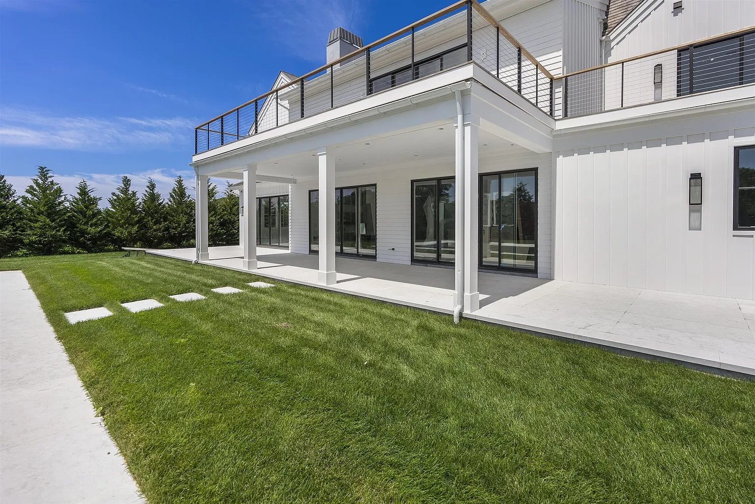 298 Montauk Hwy