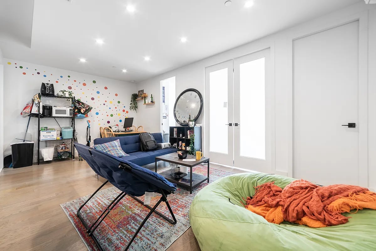 254 East 28th Street 4B