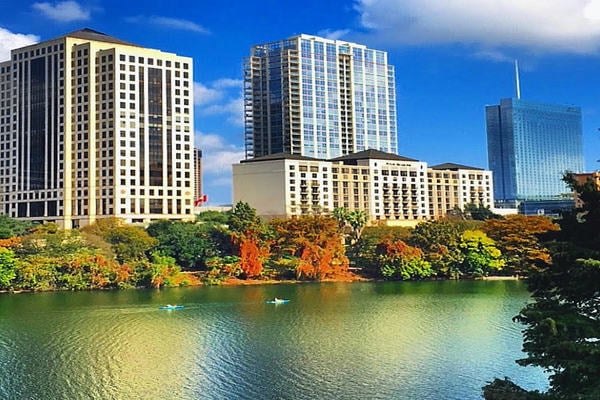 98 San Jacinto #1009