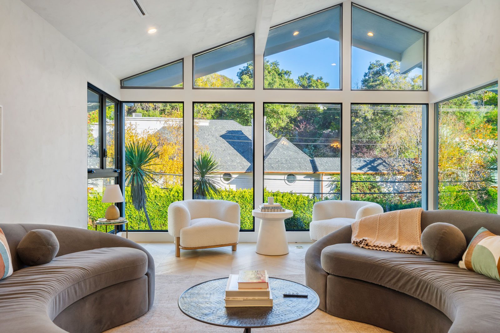 Bowmont Estate🏝️