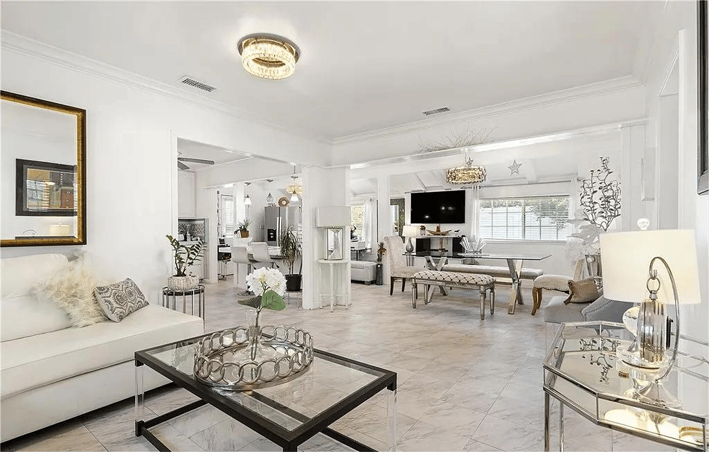 Charming Lake Balboa Fixer with Endless Potential