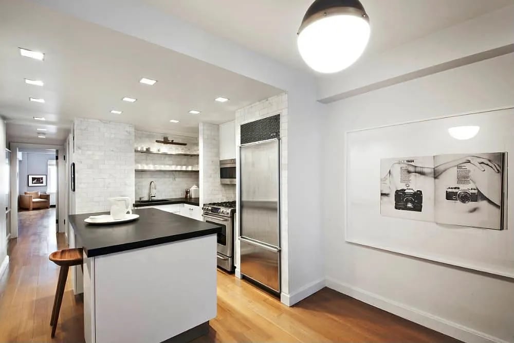 333 West 57th St, #405