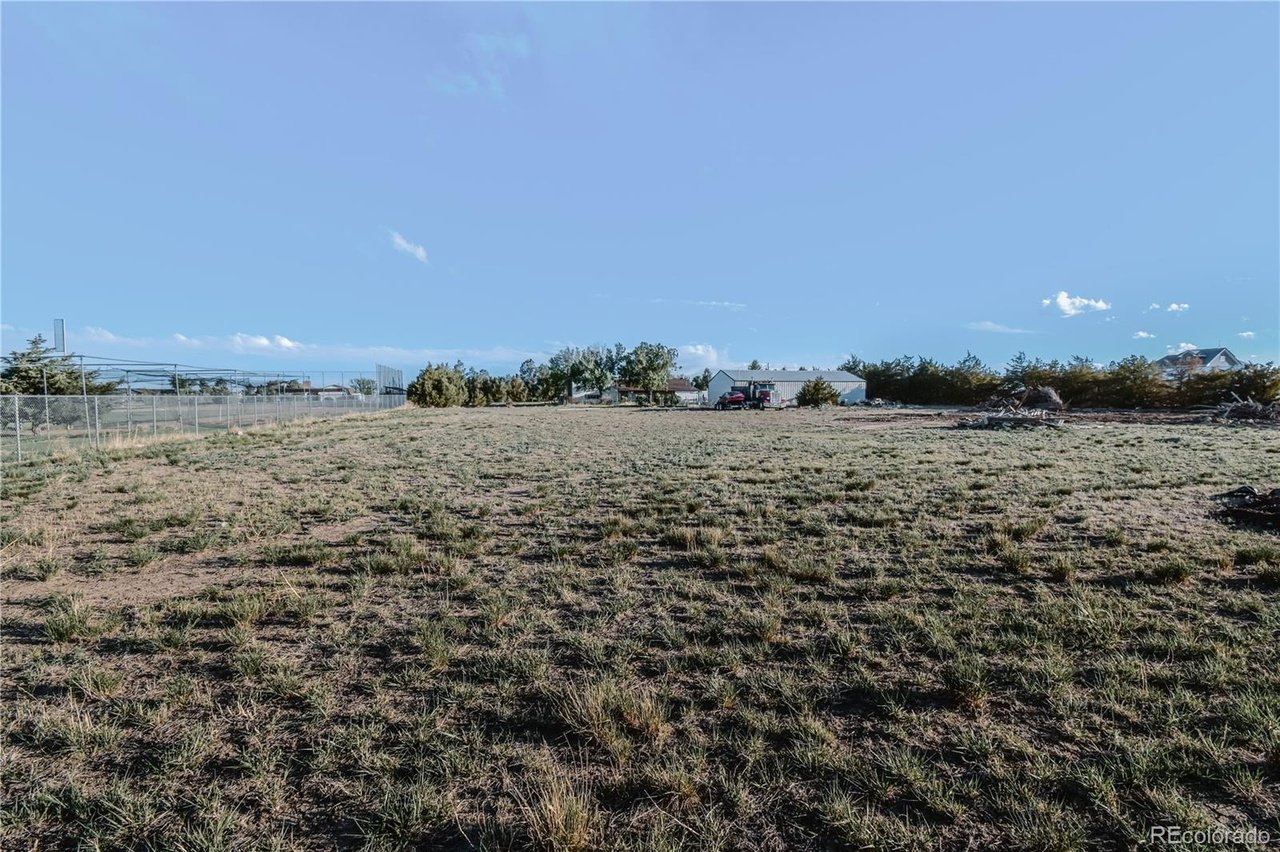 55103 E Bison Dr