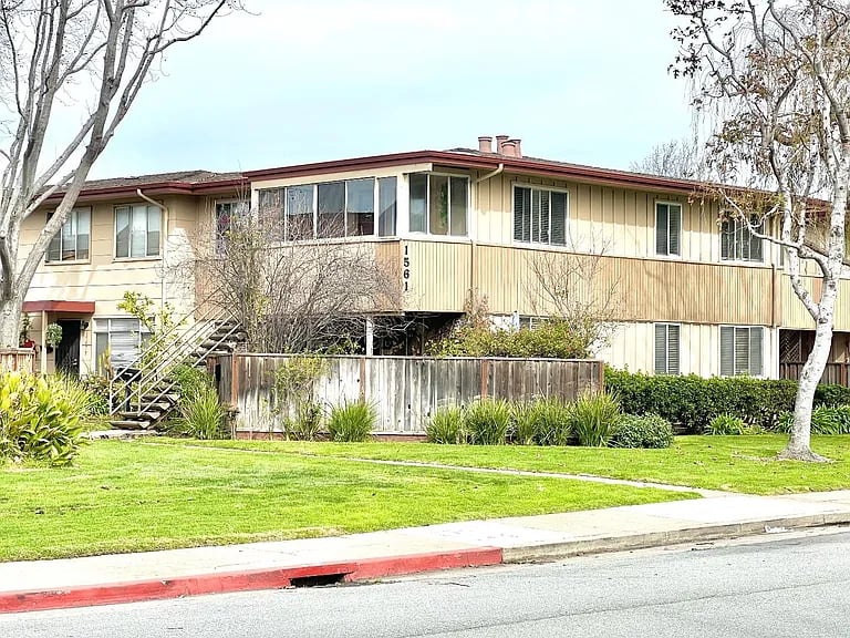1561 Marina Ct Unit H