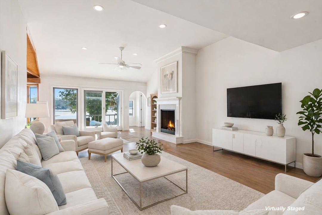 10 S Harbor Drive