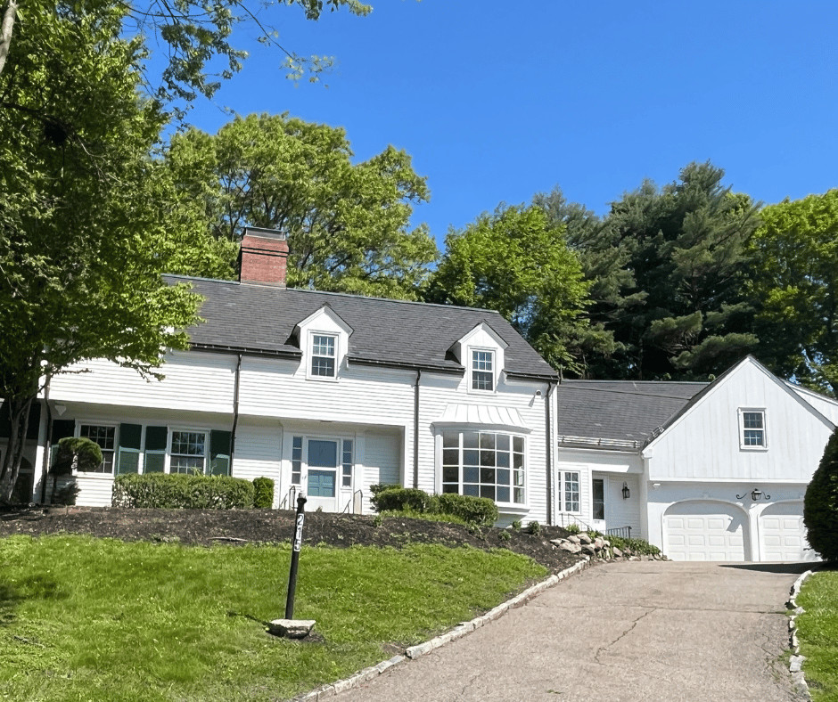 215 Chestnut Hill Rd