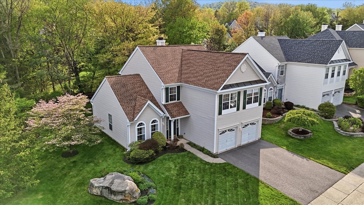 Just Listed: 3 Bouwrey Place, Whitehouse Station NJ — Lake Cushetunk Woods Colonial at $699,900