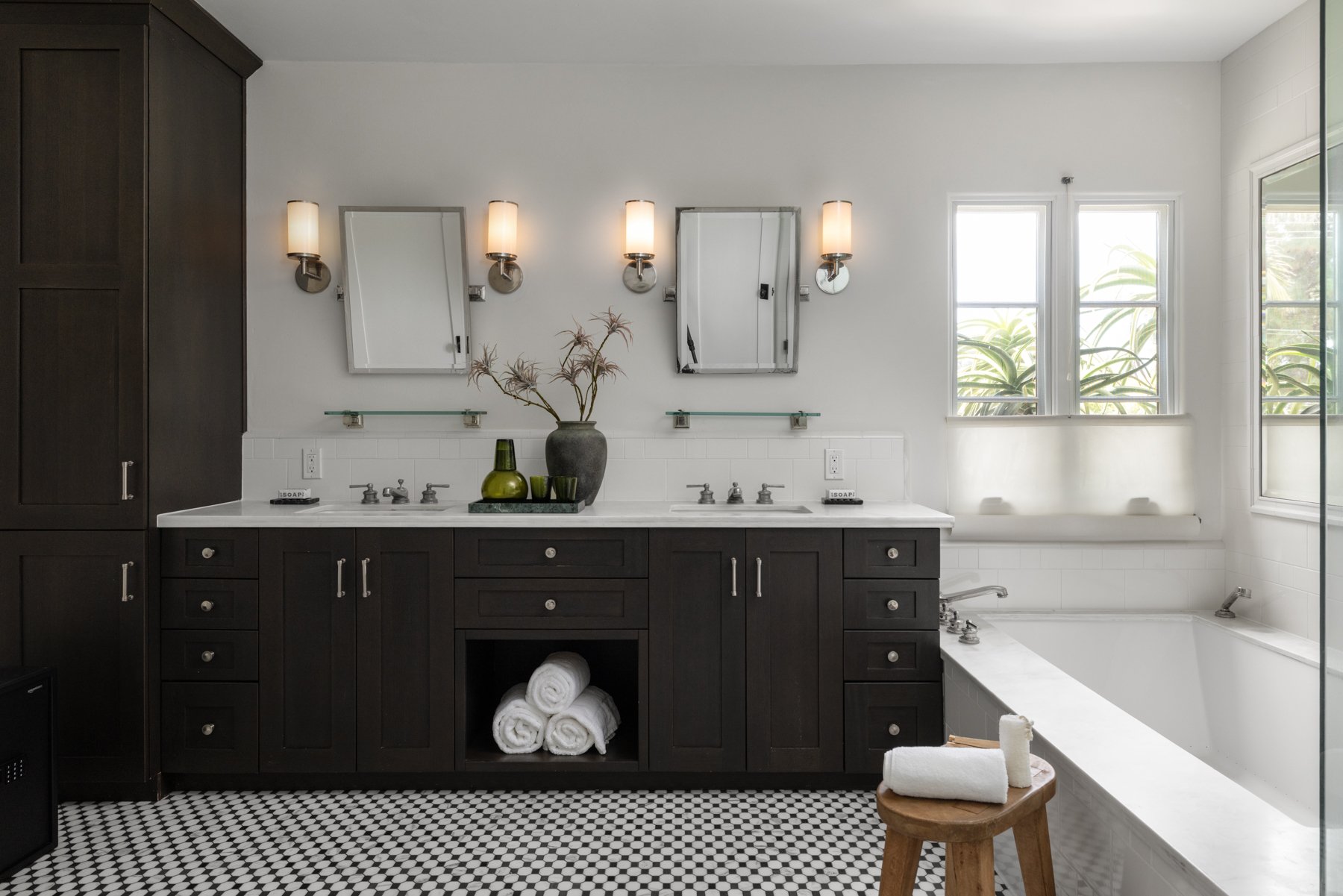 560 16th St, Santa Monica