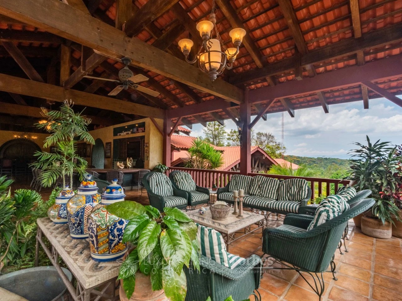 19136 - Architectural Hacienda Style Mansion