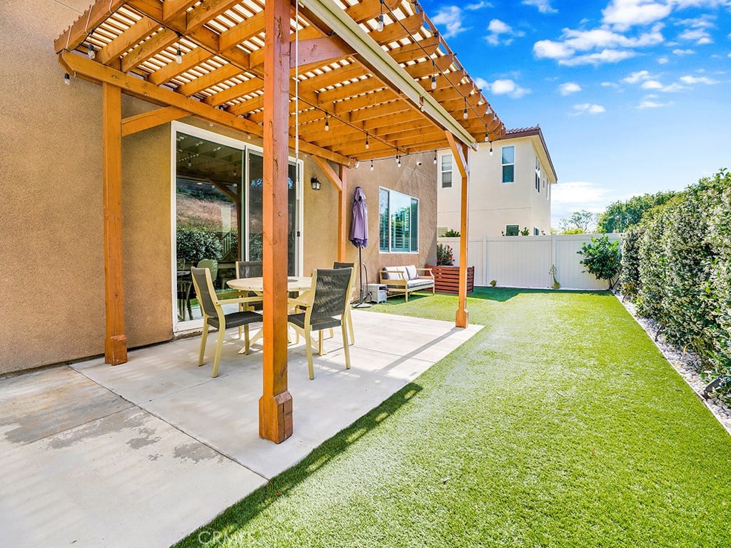 8967 Sunshine Valley Way