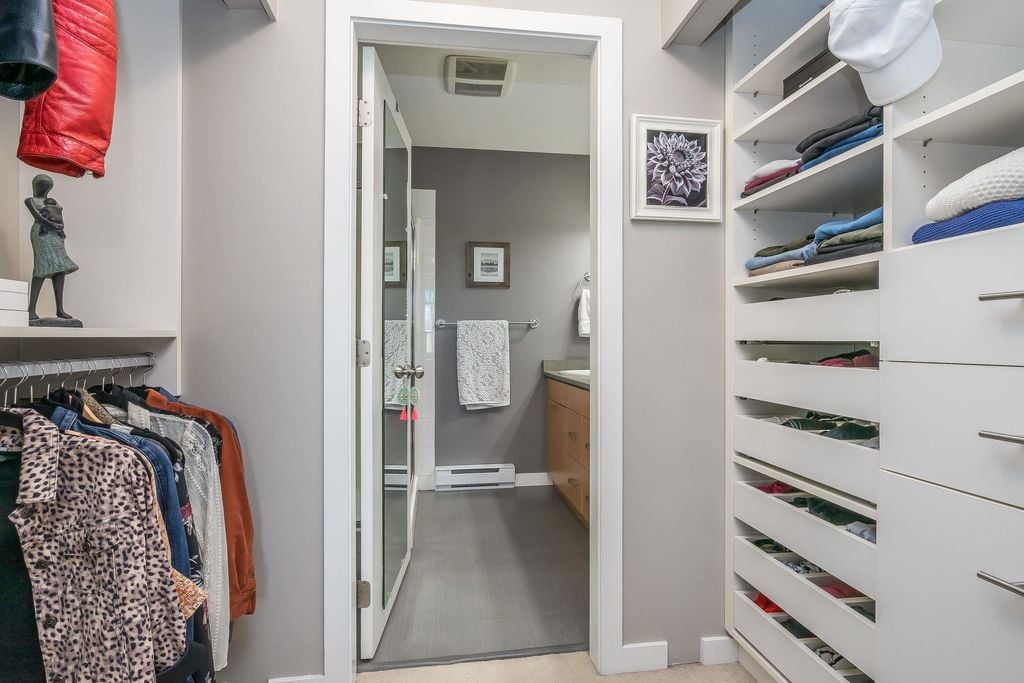 4401 Blauson Blvd, #16