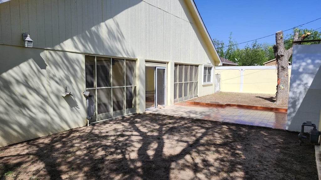 2314 Ralph Dr