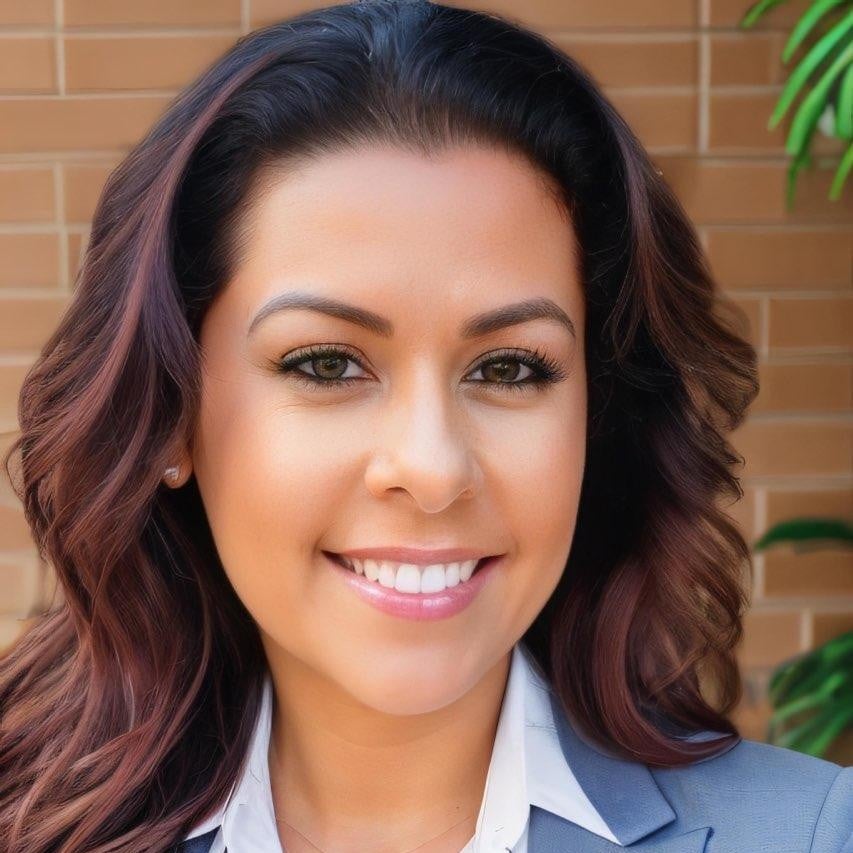 Erica Porcelli Pensacola, FL Real Estate Agent Headshot