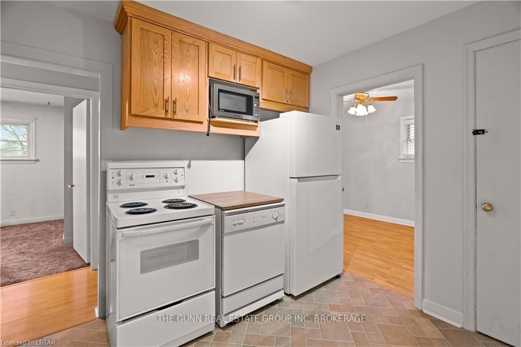 234 Merlin Cres