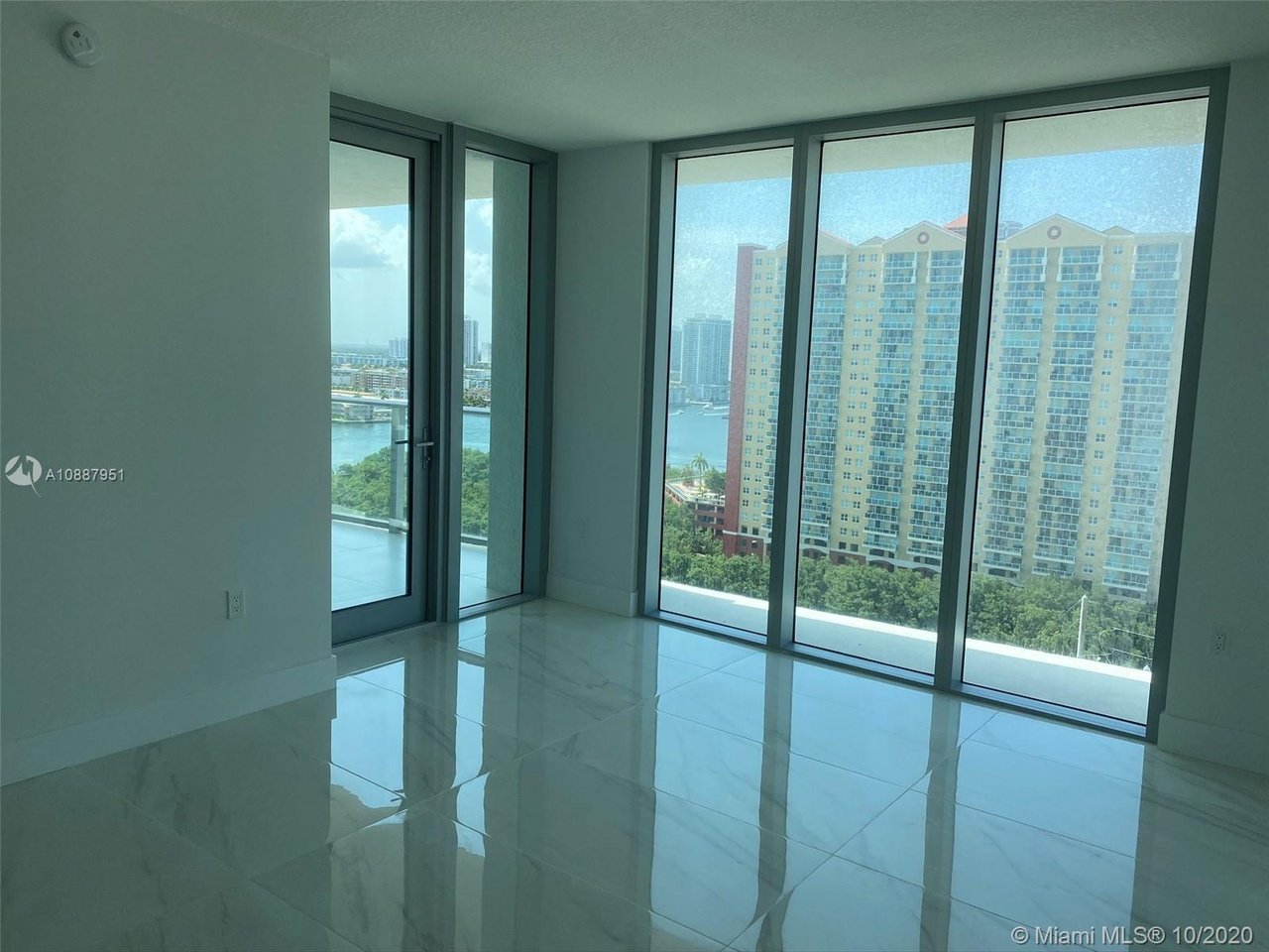 330 Sunny Isles Blvd #1601